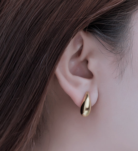 GOLDIE 14k Gold Droplet Earrings
